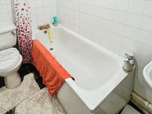 Bathroom - click for photo gallery